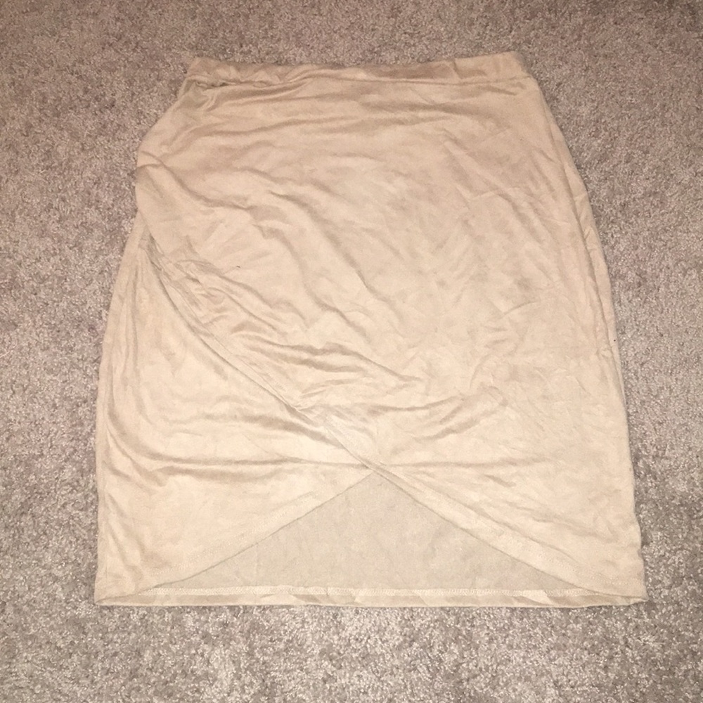 Beige bodycon skirt